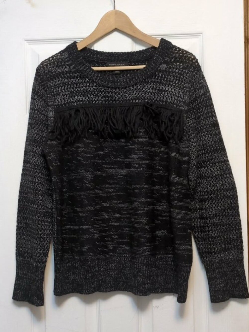 Banana Republic Sz L Chunky Knit Fringe Crewneck Sweater Wool Alpaca Black Gray